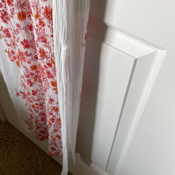 Clover + Scout Floral Maxi Dress - Picture 5 of 8